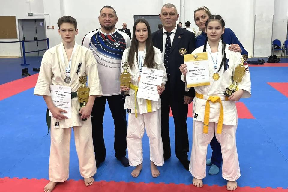 Три медали завоевали волгоградские каратисты в Москве