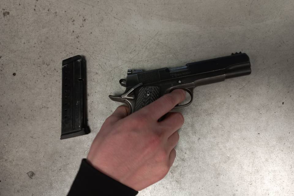 В Волгограде сотрудники ИК состязались в стрельбе по мишеням