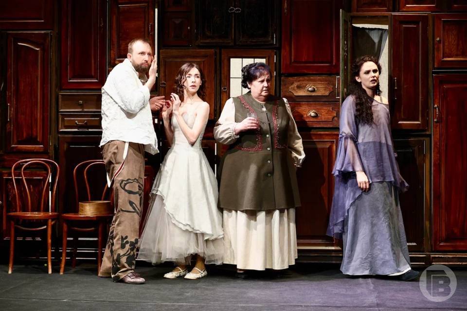 Минкульт РФ: 11 театров действуют в Волгоградской области