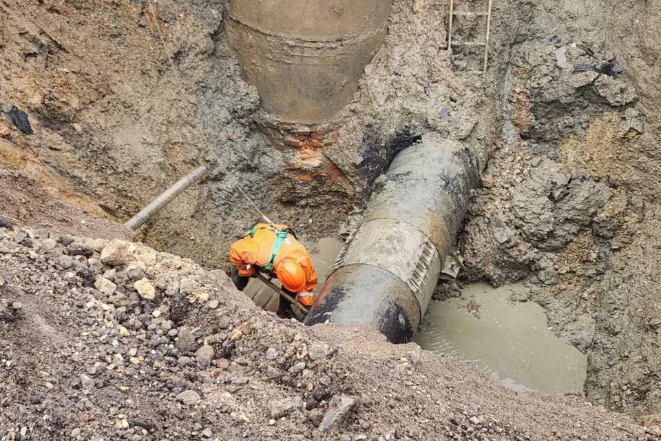Участок водовода отремонтировали на западе Волгограда