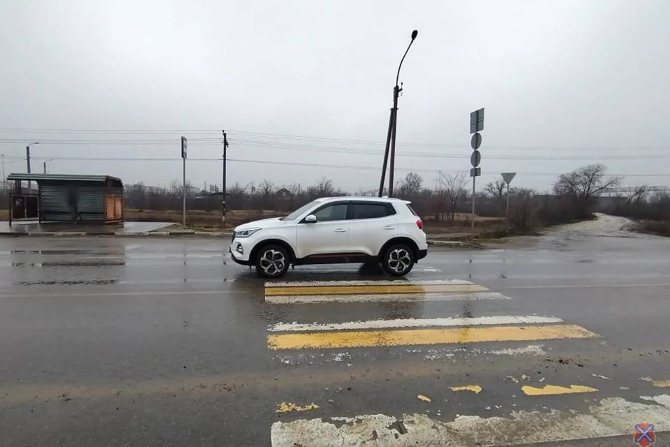 13-летнюю школьницу сбили в Советском районе Волгограда