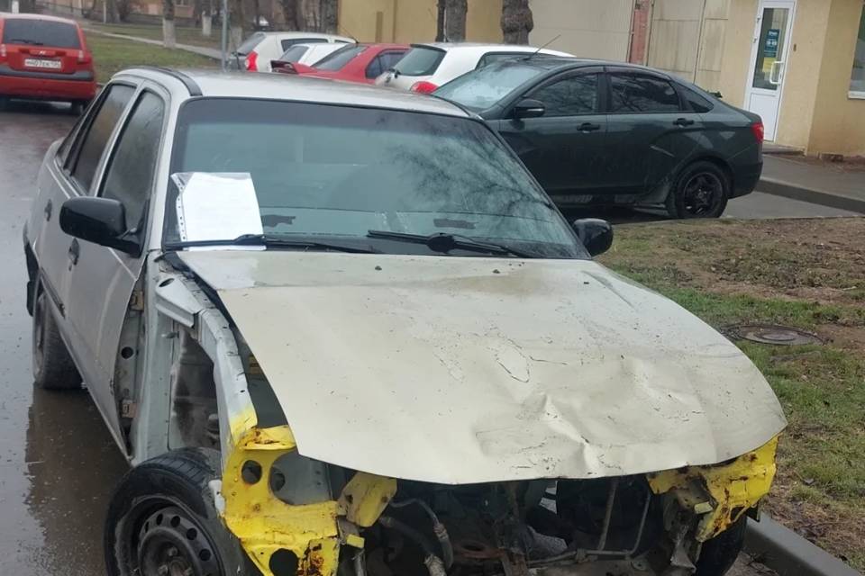 Улицы и дворы Волжского освобождают от автохлама