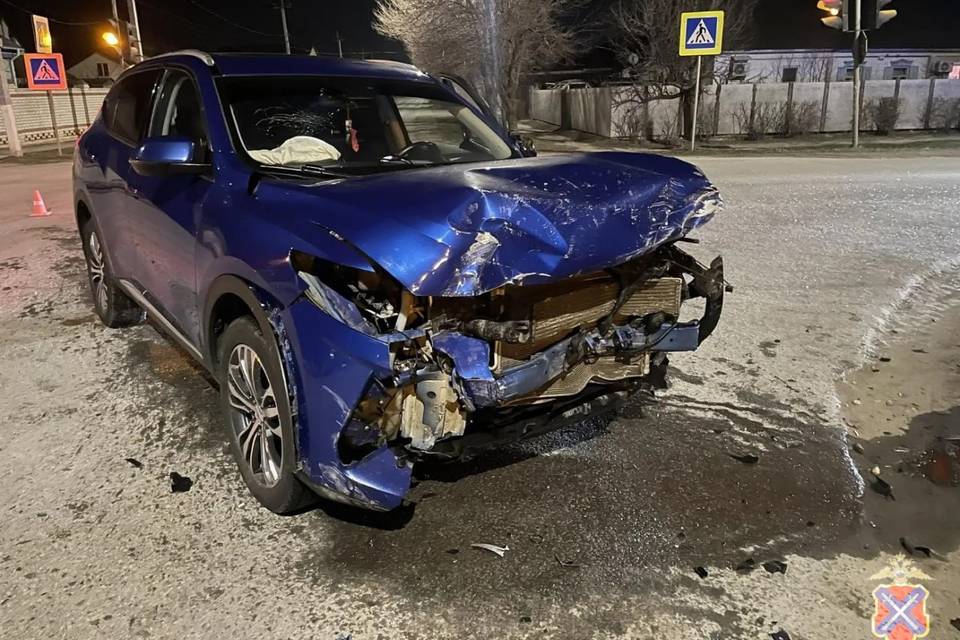 Двое пострадали в ДТП между ВАЗом и «Хавейлом» под Волгоградом