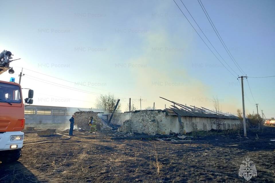 Под Волгоградом искра от болгарки привела к пожару с ущербом в 5 миллионов рублей