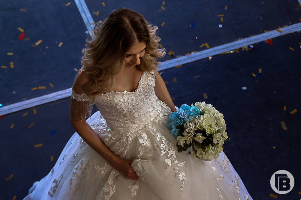 Волгоградцам объяснили, что плата за примерку платьев в свадебных салонах незаконна