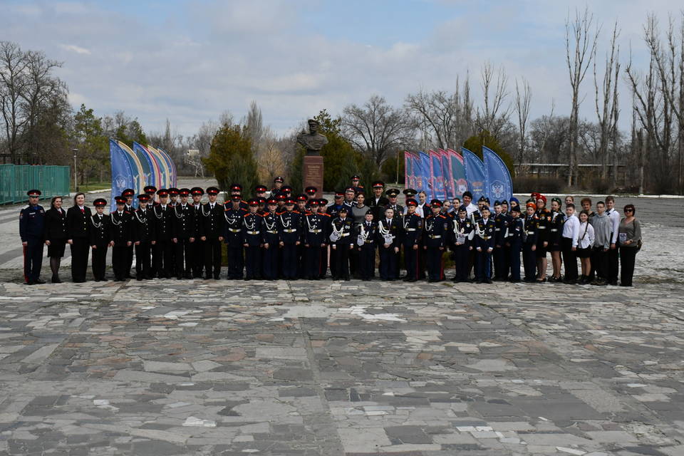 Патриотический кадетский слет проходит в Волгоградской области