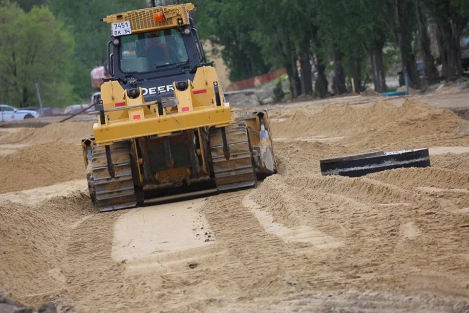 Благоустройство территорий у стадиона «Трактор» началось в Волгограде