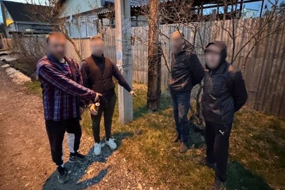 В Волгограде нашли 10 наркозакладок: задержаны двое мужчин