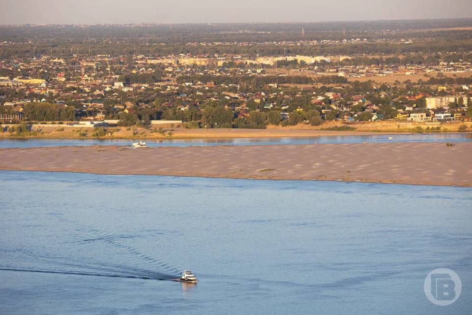Навигация открылась - и сразу 2 нарушителя на Волге в Волгограде