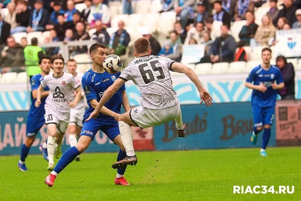 "Ротор" обыграл "Нефтехимик" 3:1 и удержал 4-е место в Первой лиге