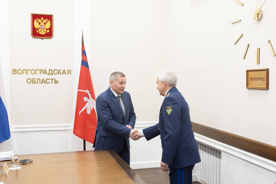 В Волгограде состоялась рабочая встреча Андрея Бочарова и Юрия Кулиничева