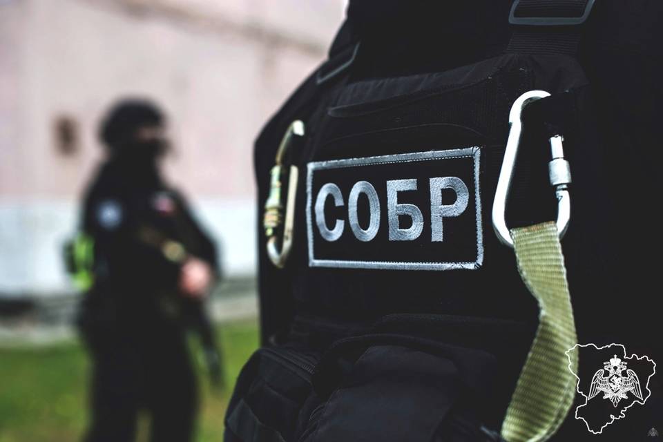 В Волгограде спецназ задержал подозреваемых в вымогательстве