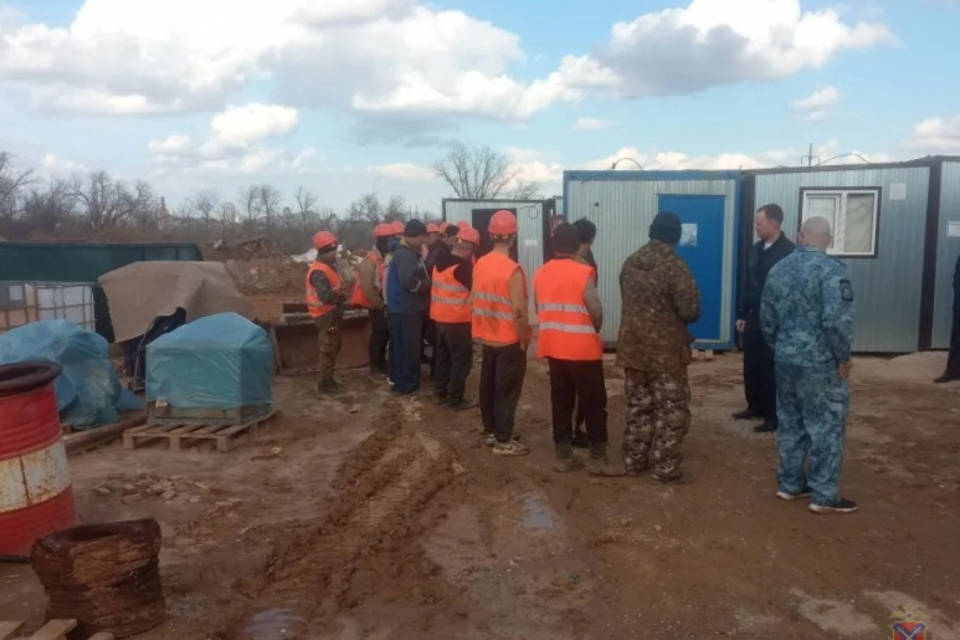 В Волгограде проверили стройки, где незаконно работали мигранты