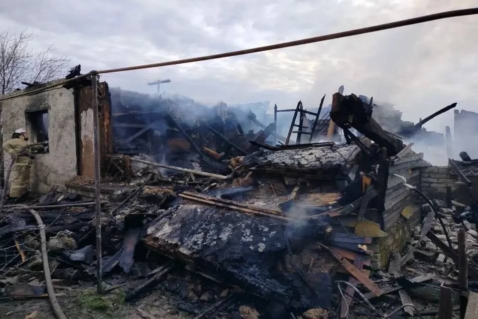 СК проводит проверку по факту гибели супругов при пожаре под Волгоградом