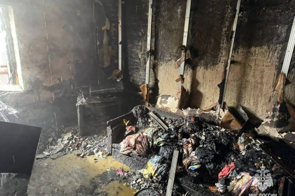 Известна причина пожара, в котором пострадала 69-летняя волгоградка