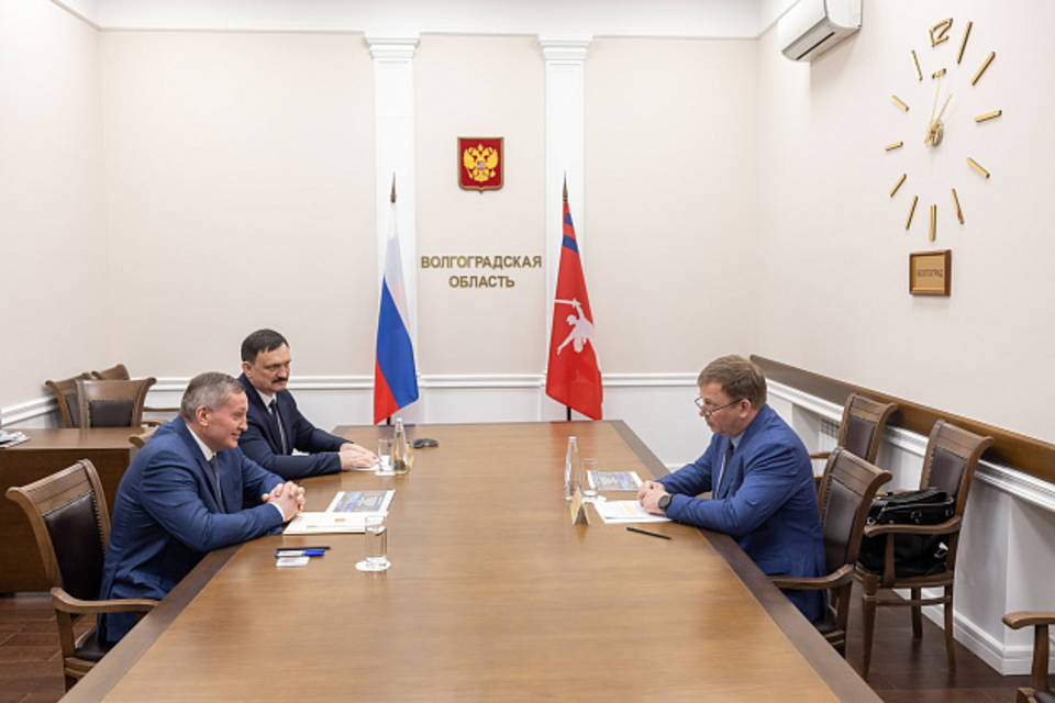 Бочаров встретился с главой Россельхознадзора на старте ярового сева в Волгограде