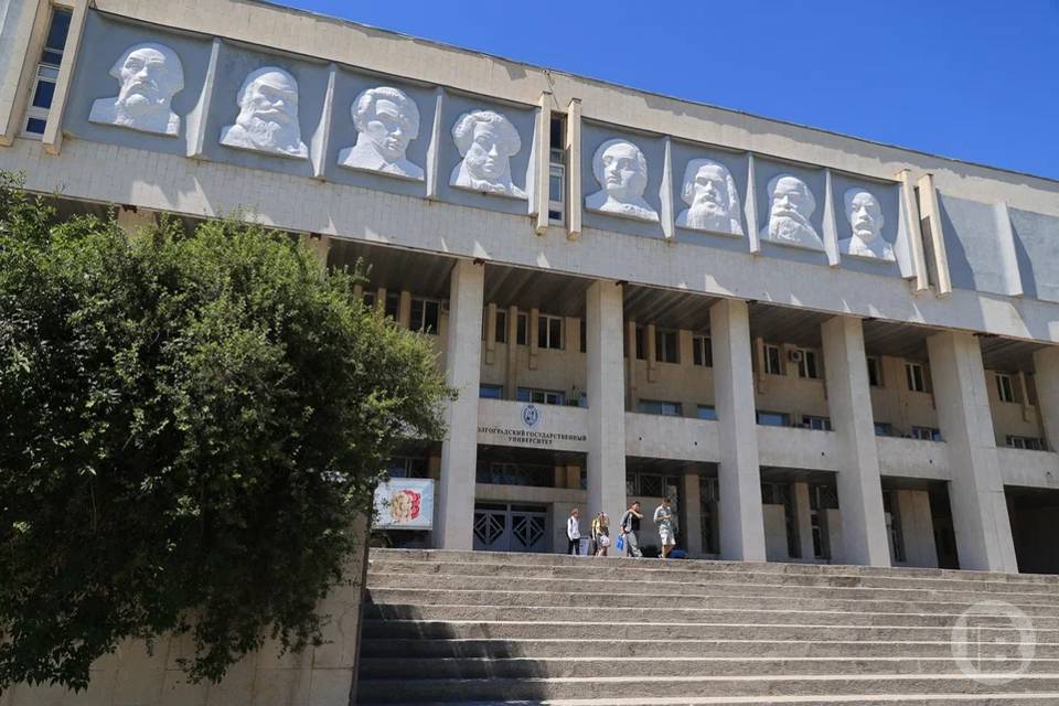 Китайских гостей встретили в вузе Волгограда