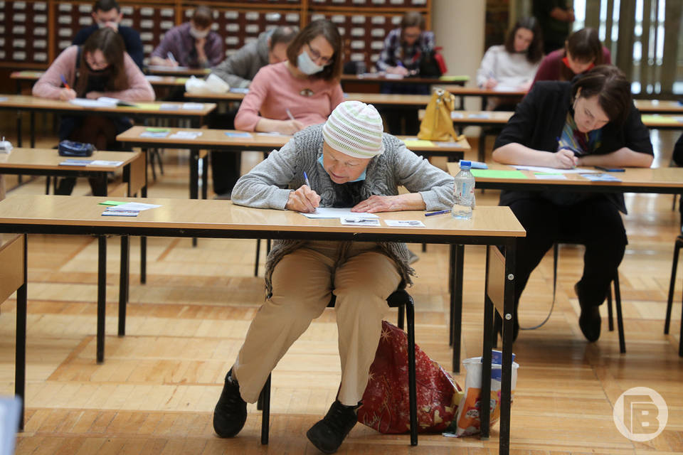 Более 150 человек написали «Тотальный диктант» в Волгограде