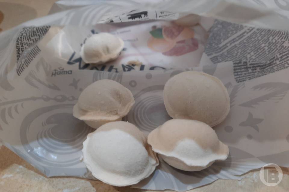 Угроза отравления пельменями возникла в Волгограде