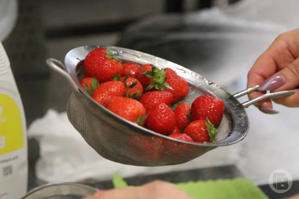 Эксперты назвали 3 ягоды, которые замедляют старение после 50 лет