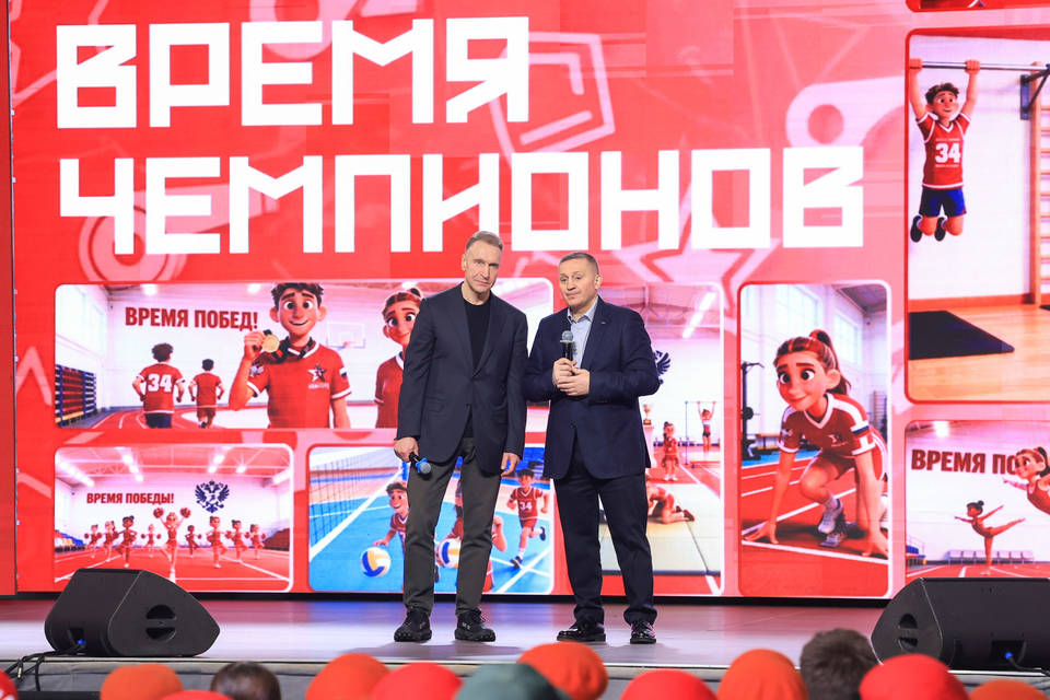 Бочаров и Шувалов ответили на вопросы воспитанников «Юного ястреба»