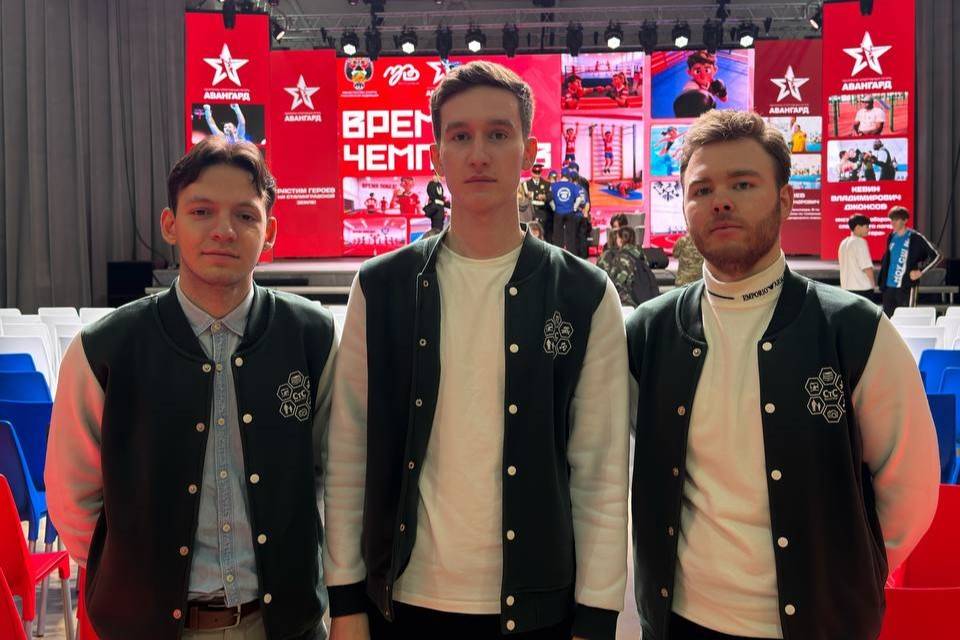 Уникальный бронежилет и экзоскелет создали волгоградские студенты