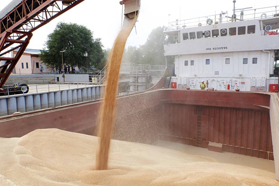 20 тысяч тонн кормов отправили из Волгоградской области в Иран