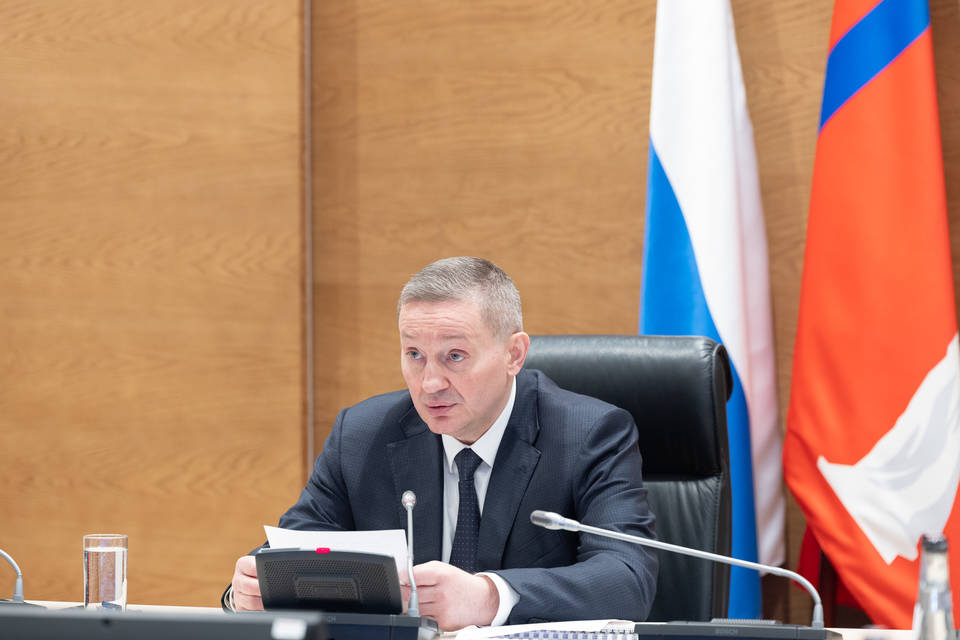 Губернатор Бочаров провел заседание  по обеспечению правопорядка в регионе в майские праздники