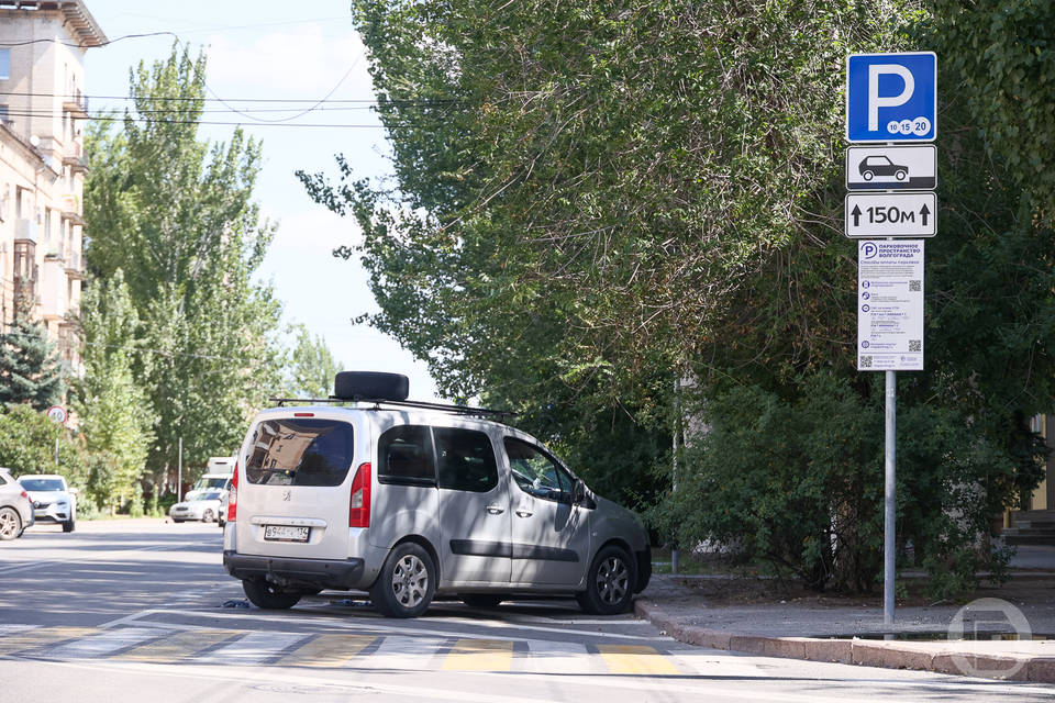Шесть дней бесплатной парковки ждет жителей Волгограда