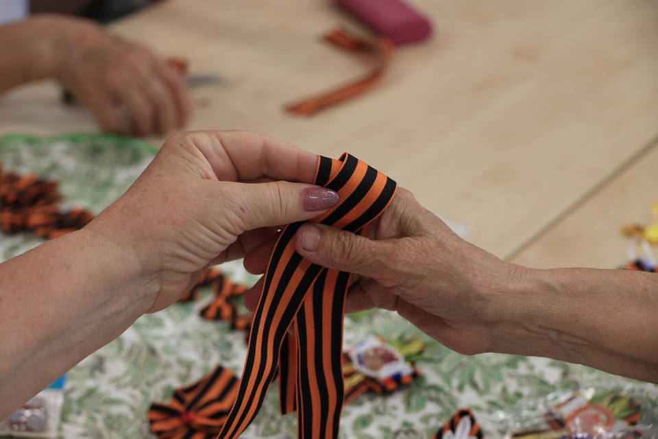 Режим работы Сбера в майские праздники