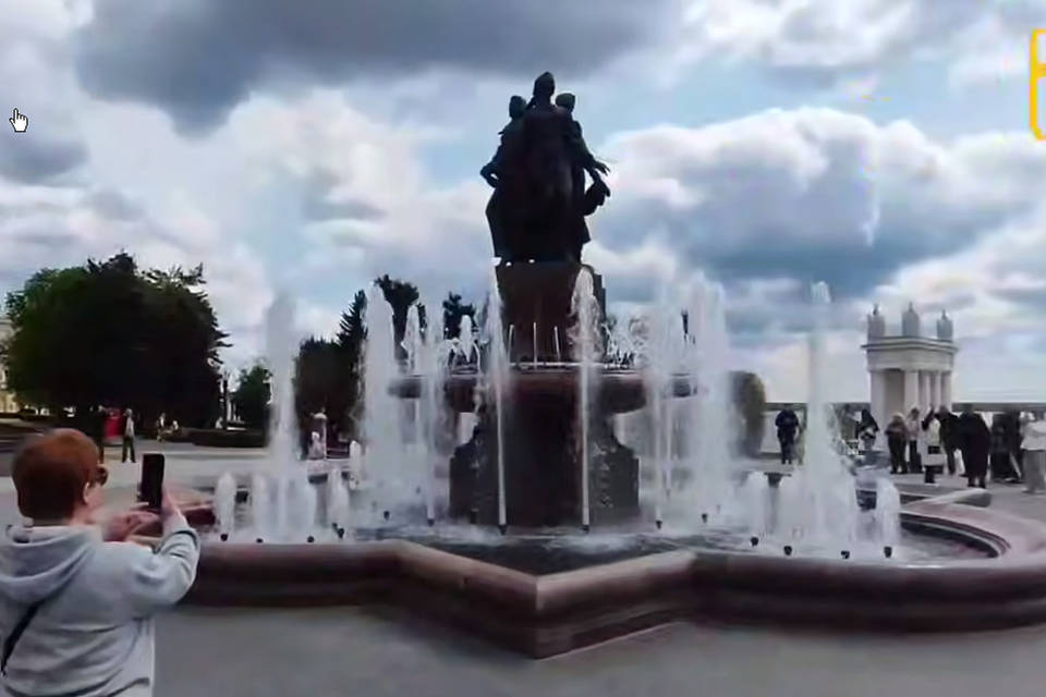 В Волгограде 1 мая запустили фонтаны