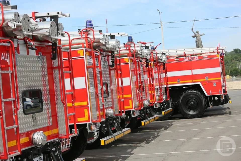 Утром на севере Волгограда потушили пожар
