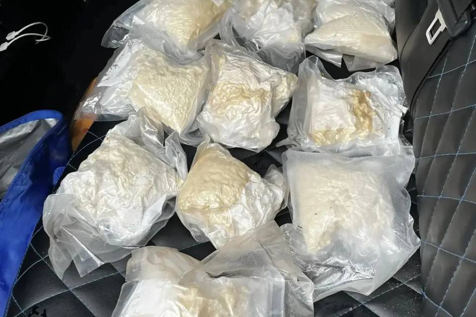 Около 4 кг мефедрона перевозил наркокурьер из Волгограда в Краснодарский край