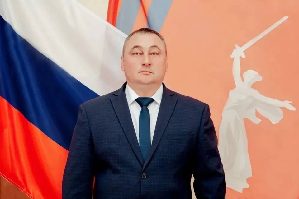 Руководить Новоаннинским районом Волгоградской области будет Владимир Максимов