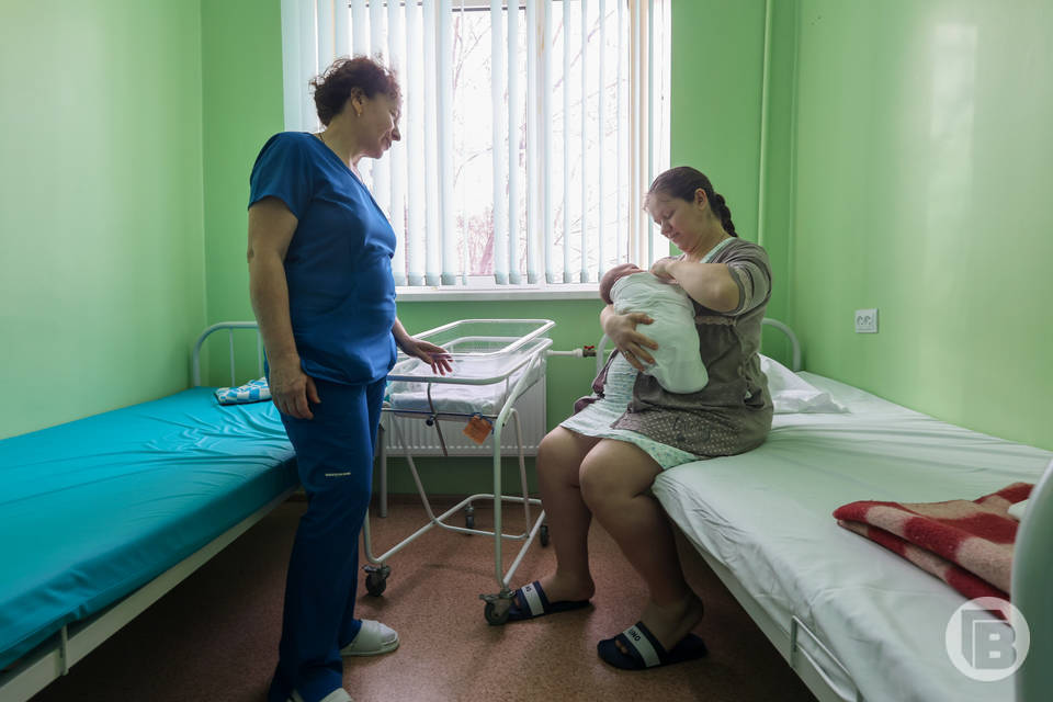 Волгоградцам разъяснили выплаты при рождении двойни