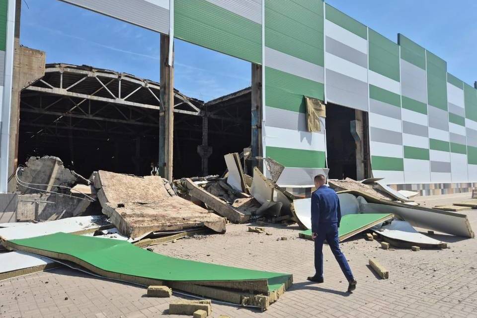 В Волгограде выставлен на торги разрушающийся ТЦ «Арбуз»