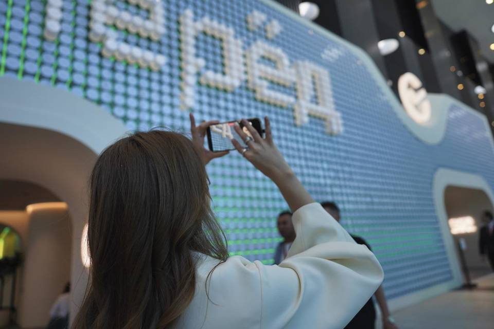 Сбер и АВТОВАЗ договорились о развитии цифровых сервисов для LADA
