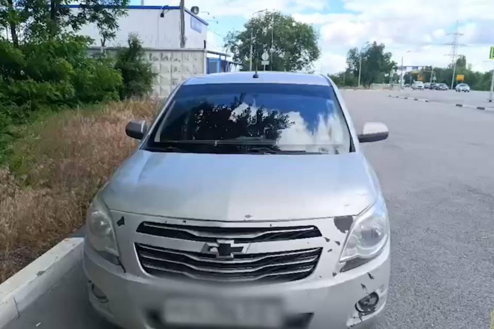 Нелегала на тонированном автомобиле задержали в Волжском