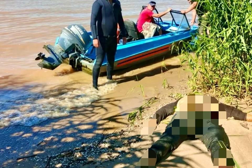 В Волгоградской области водолазы нашли тело утонувшего мужчины