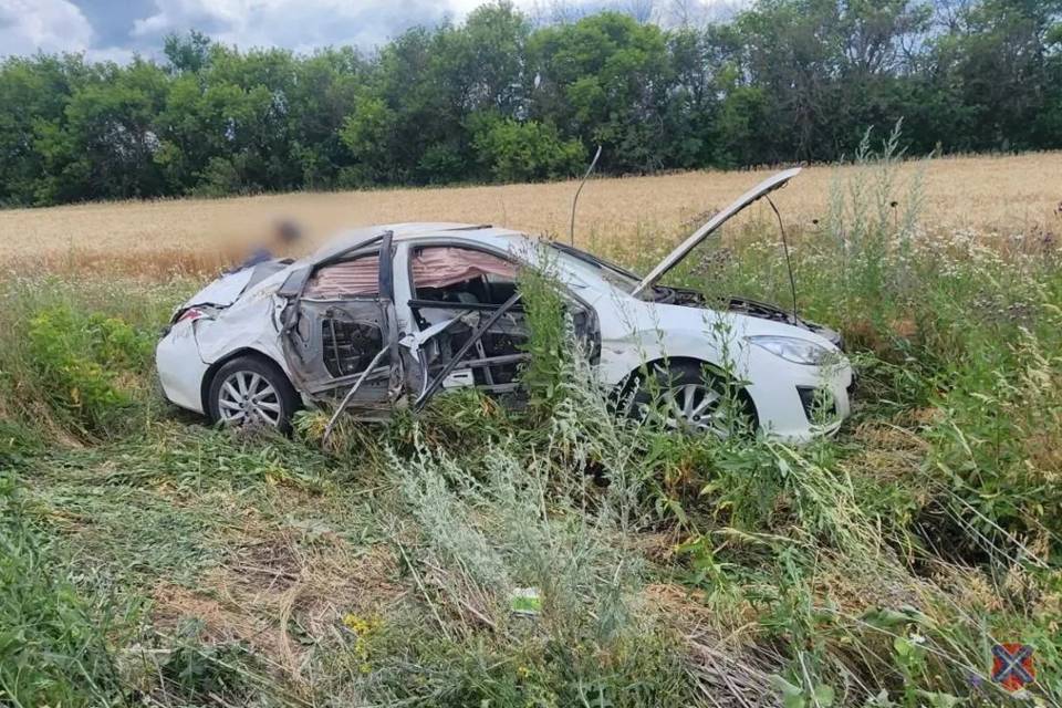 Четверо, включая двух несовершеннолетних, пострадали в ДТП под Волгоградом