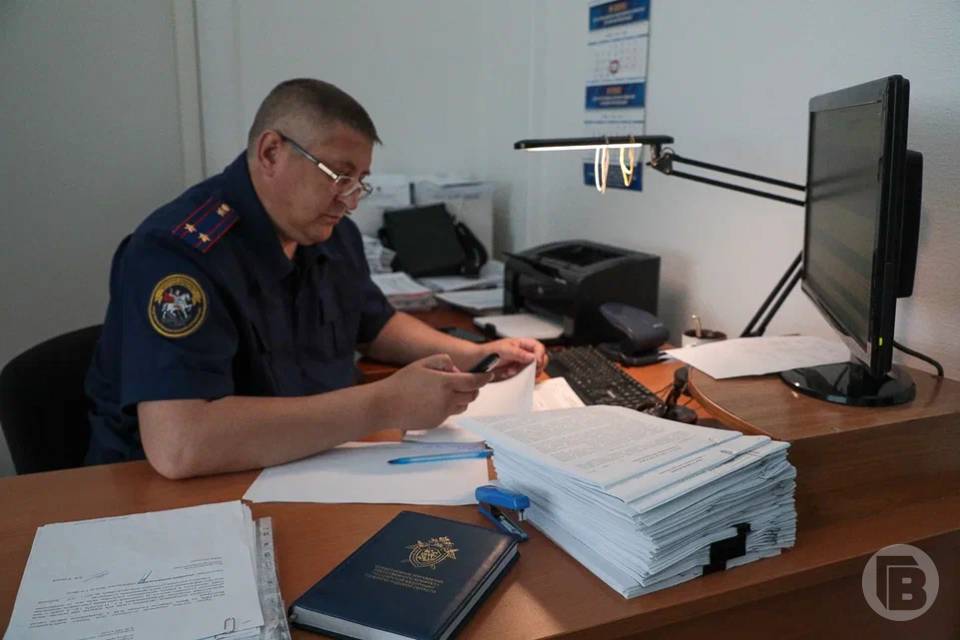 В Волжском следствие организовало проверку по факту гибели женщины во время пожара