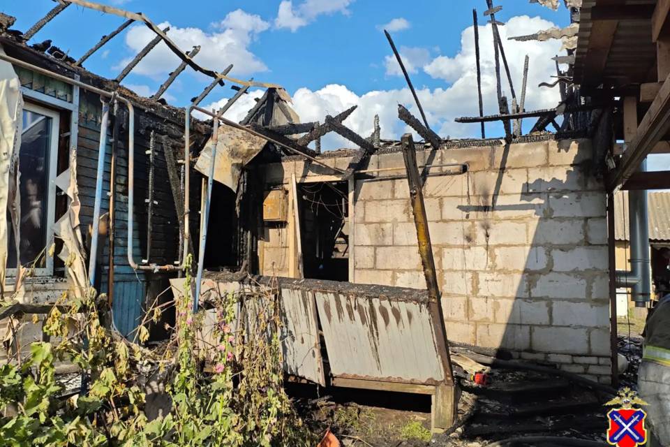Мужчина поджег дом из-за бытового конфликта с супругой под Волгоградом