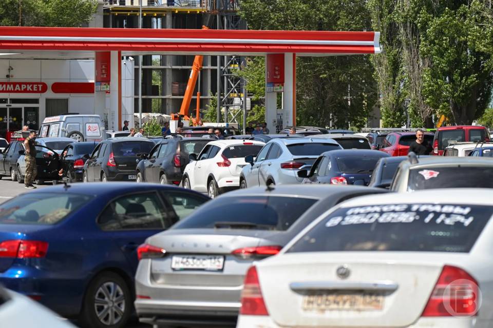 Волна ночных краж из авто докатилась до Волгограда