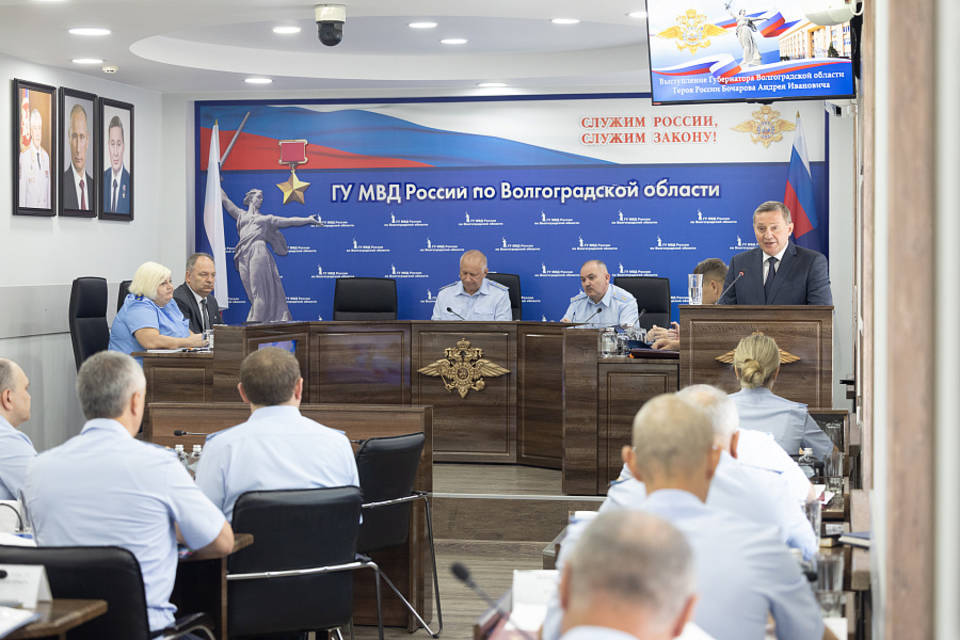 Бочаров: новая программа поддержки участковых появится в Волгоградской области