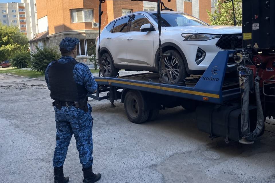 Волгоградская строительная компания погасила многомиллионный долг после ареста автомобиля