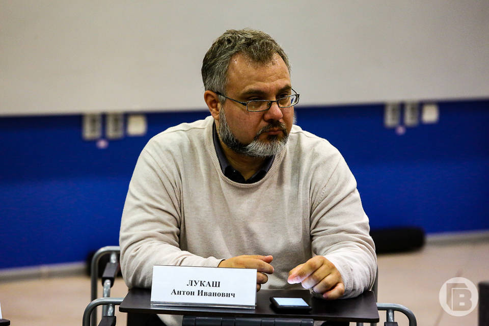 Волгоградский общественник отреагировал на провокацию блогера на Мамаевом кургане
