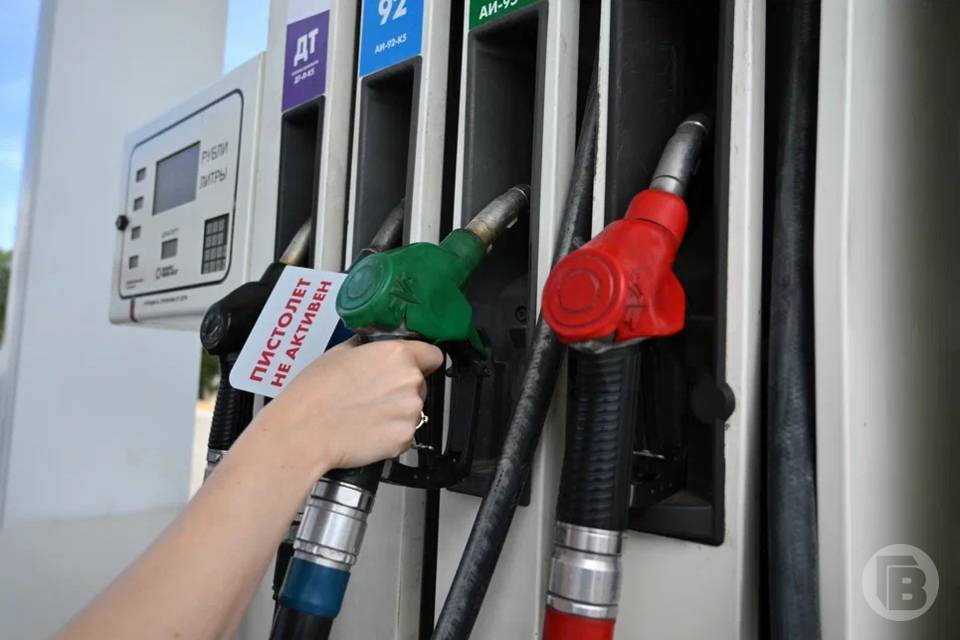 «ЛУКОЙЛ» и «Газпром» ввели ограничения на отпуск топлива в Волгоградской области