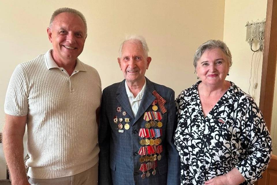 В Волжском участник Великой Отечественной войны отметил 100 лет