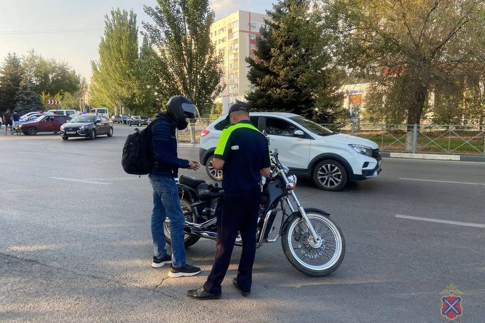 Массовые облавы на дорогах устроили в Волжском