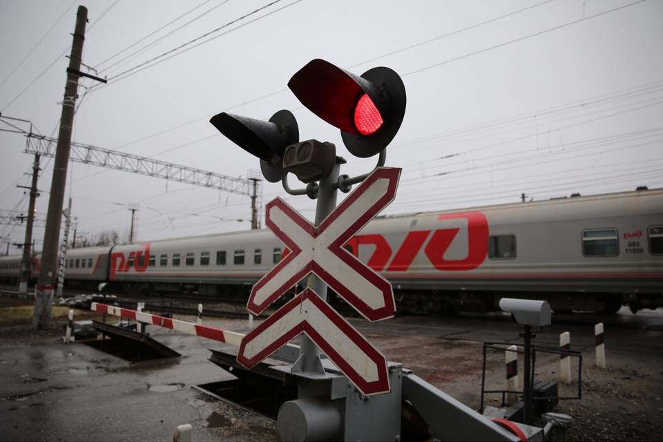 Движение автотранспорта через железнодорожный переезд в Волгограде будет ограничено 19 августа